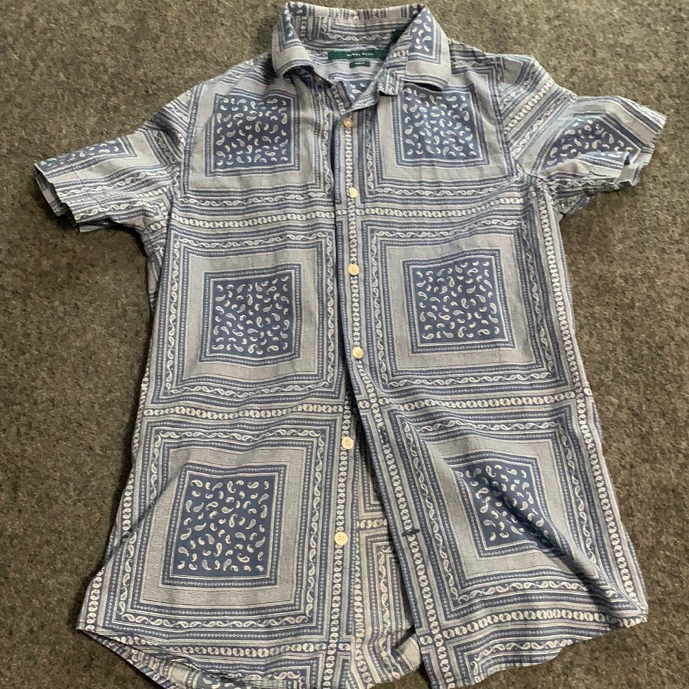 Perry Ellis Slim Fit